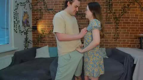 Snapshot of yami_yami_yami chatting on 03/09/26, 11:36 Mia and Andry online show from 03/09/26, 11:36