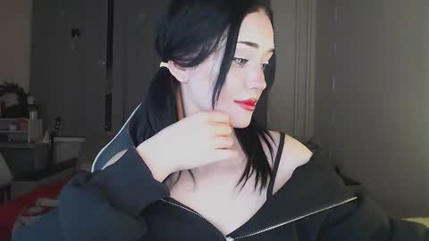 Snapshot of yamilean chatting on 01/18/26, 08:45 Yami online show from 01/18/26, 08:45