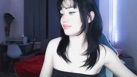 Snapshot of yamilean chatting on 02/05/26, 12:59 Yami online show from 02/05/26, 12:59