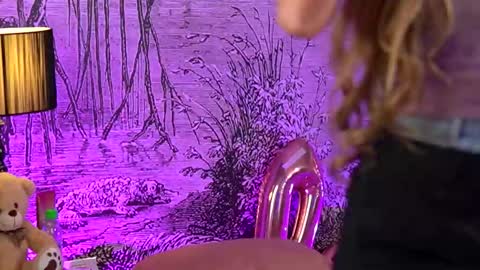 Yamira online show from 02/26/25, 10:09