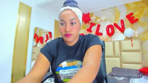 Naomi online show from 02/16/26, 07:43