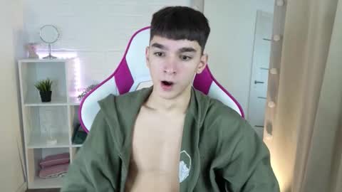 Snapshot of yamitwink chatting on 11/20/25, 05:29 yamitwink online show from 11/20/25, 05:29