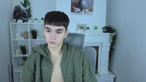 Snapshot of yamitwink chatting on 12/03/25, 08:29 yamitwink online show from 12/03/25, 08:29