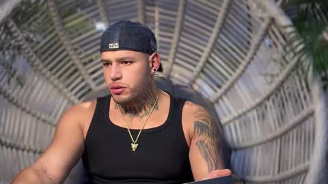 yamp sambrano online show from 09/19/25, 04:36