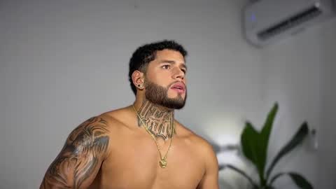 yamp sambrano online show from 10/31/25, 09:27