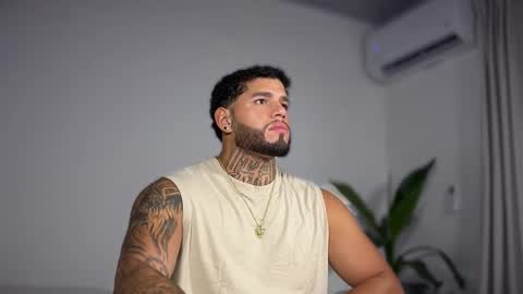 yamp sambrano online show from 11/08/25, 12:11