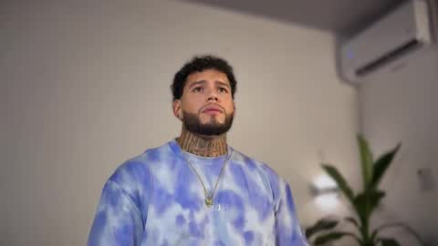 yamp sambrano online show from 11/28/25, 11:51