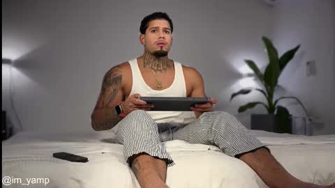 yamp sambrano online show from 12/22/25, 01:02