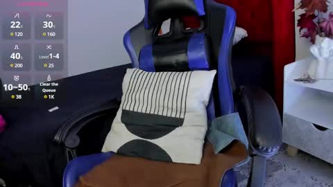 Snapshot of yan_nyan chatting on 02/13/25, 11:15 yan_nyan online show from 02/13/25, 11:15