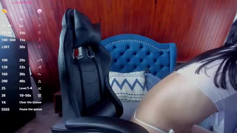 Snapshot of yan_nyan chatting on 11/24/25, 08:30 yan_nyan online show from 11/24/25, 08:30