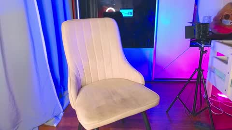 Yan online show from 02/03/25, 05:35