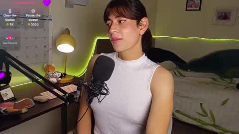 Snapshot of yana_secretroom chatting on 02/26/26, 06:01 Yana online show from 02/26/26, 06:01