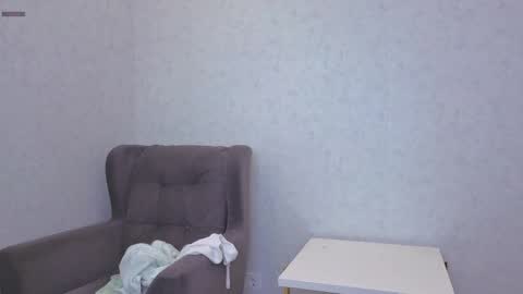 Snapshot of yana_squrel_22 chatting on 09/23/25, 12:35 Yana online show from 09/23/25, 12:35