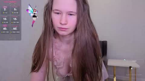 Snapshot of yana_squrel_22 chatting on 11/28/25, 02:03 Yana online show from 11/28/25, 02:03