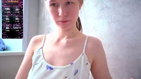 Yana  online show from 05/19/26, 05:25