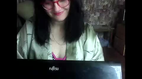 yanafiesta online show from 10/21/25, 08:48