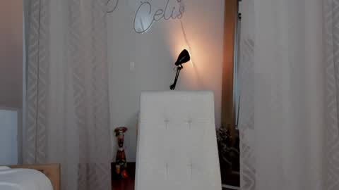 YANDRA CELIS online show from 01/05/25, 04:25