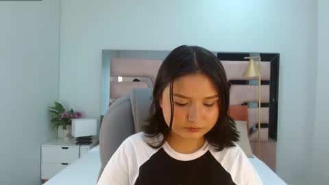 Snapshot of yaned_ chatting on 04/24/26, 01:13 yaned_ online show from 04/24/26, 01:13