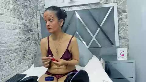 yanetrose online show from 01/18/26, 03:54