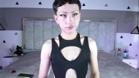 Snapshot of yangshy chatting on 05/21/26, 11:28 YANG online show from 05/21/26, 11:28