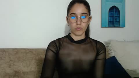 Yani online show from 02/10/25, 02:19