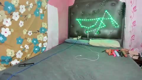 yani 69 online show from 03/28/26, 06:35