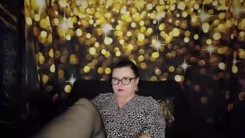 Anika online show from 01/18/26, 04:33