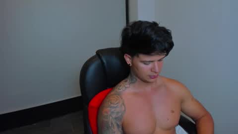 new here online show from 11/29/25, 12:24