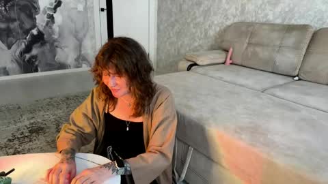 Yanny online show from 05/25/26, 08:31