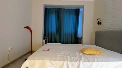 Yana online show from 11/03/25, 03:30