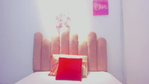 yara10_ online show from 05/06/26, 01:05