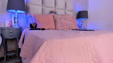 Yara Bliss  online show from 01/31/26, 10:19