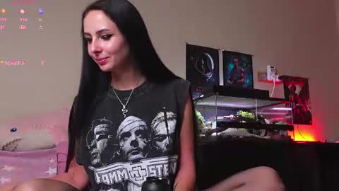 Snapshot of yaraliebe chatting on 07/30/26, 12:15 Yara online show from 07/30/26, 12:15