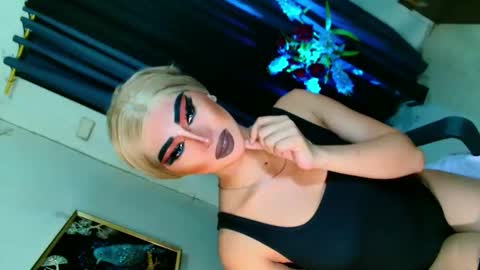 miss yasii online show from 10/12/25, 03:33