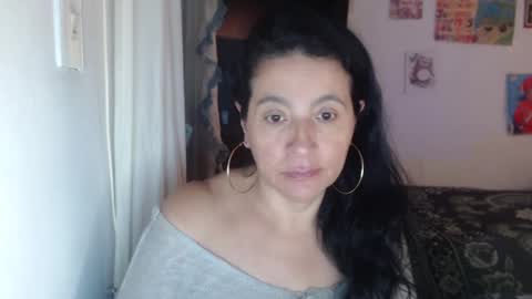 yasmin_love85 online show from 03/04/25, 06:18