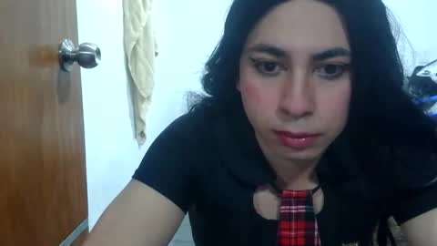 Snapshot of yasmin_paez23 chatting on 03/31/26, 01:51 Yasmin Paez online show from 03/31/26, 01:51
