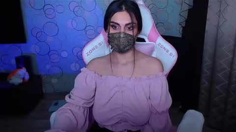 Snapshot of yasmina___ chatting on 09/29/25, 08:52 yasmina online show from 09/29/25, 08:52