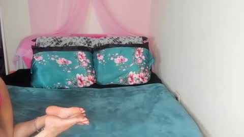 Yasmina online show from 03/11/25, 02:10