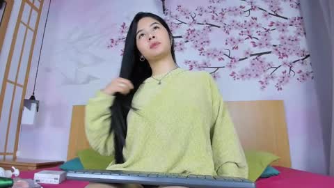 Yasminn Scott online show from 01/16/25, 12:53