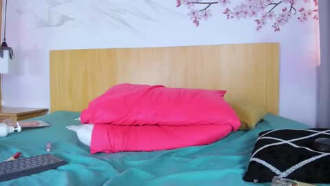 Yasminn Scott online show from 01/28/25, 03:25