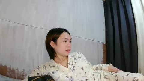 yasminsmith12 online show from 12/15/25, 11:42