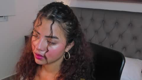 yaya23x online show from 02/13/25, 07:21