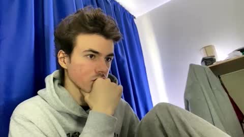 Snapshot of yayay333 chatting on 03/24/26, 11:04 yayay333 online show from 03/24/26, 11:04