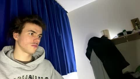 Snapshot of yayay333 chatting on 04/06/26, 09:38 yayay333 online show from 04/06/26, 09:38