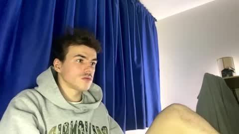 Snapshot of yayay333 chatting on 04/09/26, 09:42 yayay333 online show from 04/09/26, 09:42