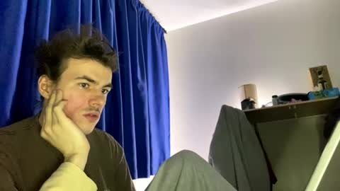 Snapshot of yayay333 chatting on 04/13/26, 12:16 yayay333 online show from 04/13/26, 12:16