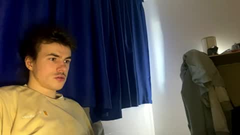 Snapshot of yayay333 chatting on 04/16/26, 05:58 yayay333 online show from 04/16/26, 05:58