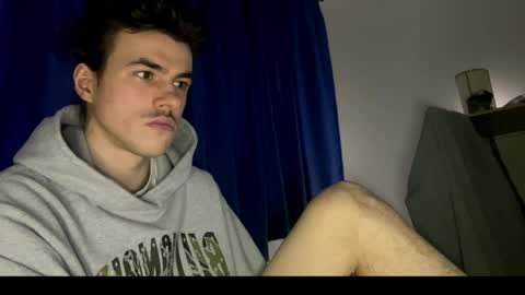 Snapshot of yayay333 chatting on 04/18/26, 12:03 yayay333 online show from 04/18/26, 12:03