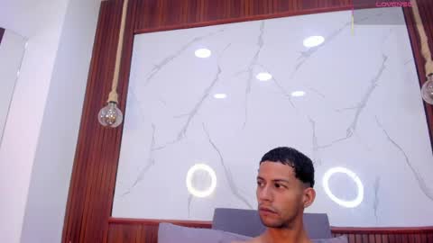 yayi_and_derek online show from 05/29/26, 11:41