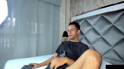 yayi derek  online show from 01/21/25, 11:56